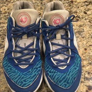 Nike KD 16 Made By You Custom basketball shoes.